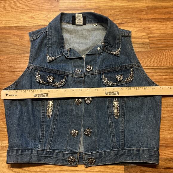 Vintage Faded Glory Denim Vest Women’s Size Medium Silver Concho Embellishments - Picture 9 of 11